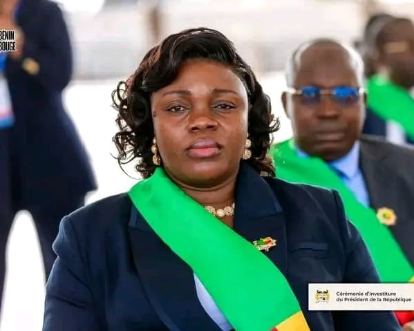 He Pauline AÏKPANDO