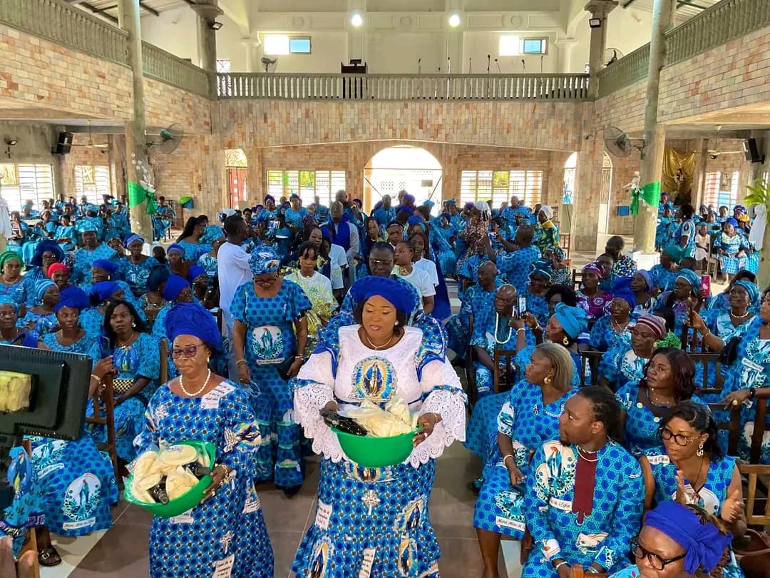 Église Catholique Saint Augustin d'Akpakpa Minontchou : l'he Denise Hounmènou prie pour le Bénin en marge de la célébration de la Vierge Marie