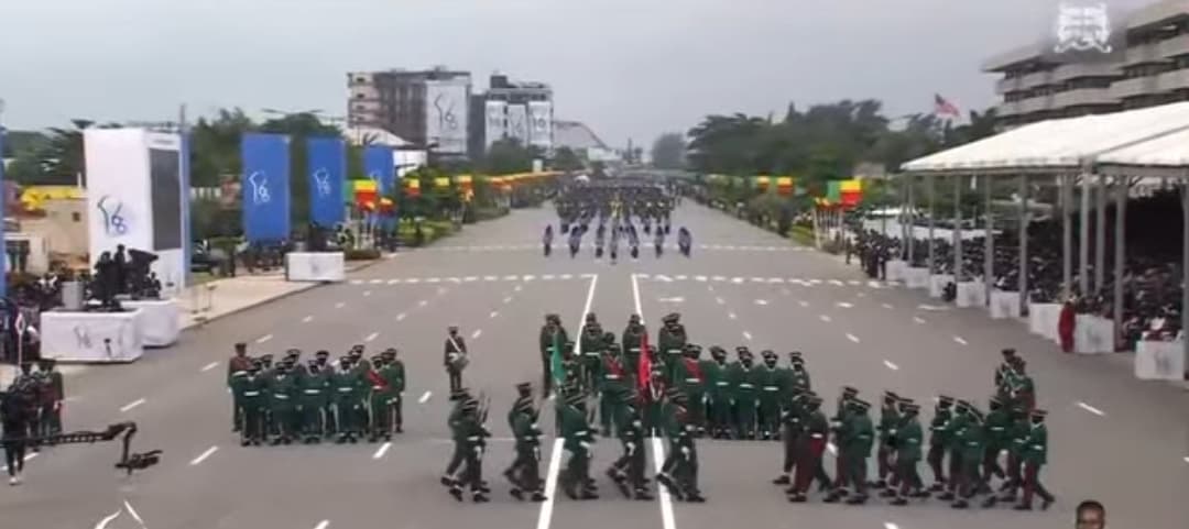 66e anniversaire de l'indépendance du Bénin : la troupe nigériane agrémente le défilé militaire