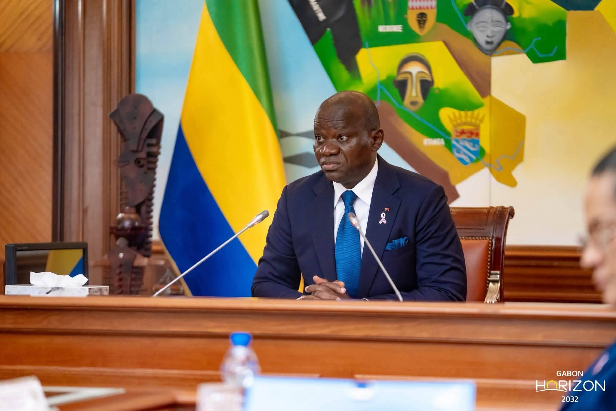 Vote obligatoire au Gabon : le président Brice Oligui Nguema s'attèle sur le chantier