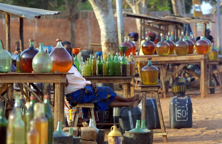 Un stand de vente de kpayô au Bénin