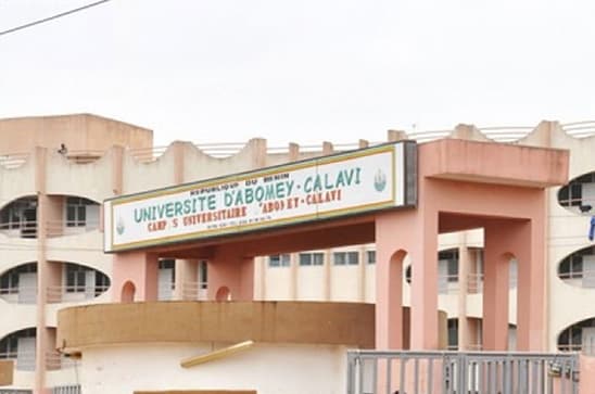 Portail principal de l'UAC Bénin